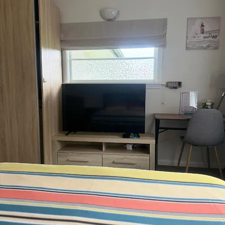 Cozy And Sunny Room Near City To Seapath Christchurch Exterior foto